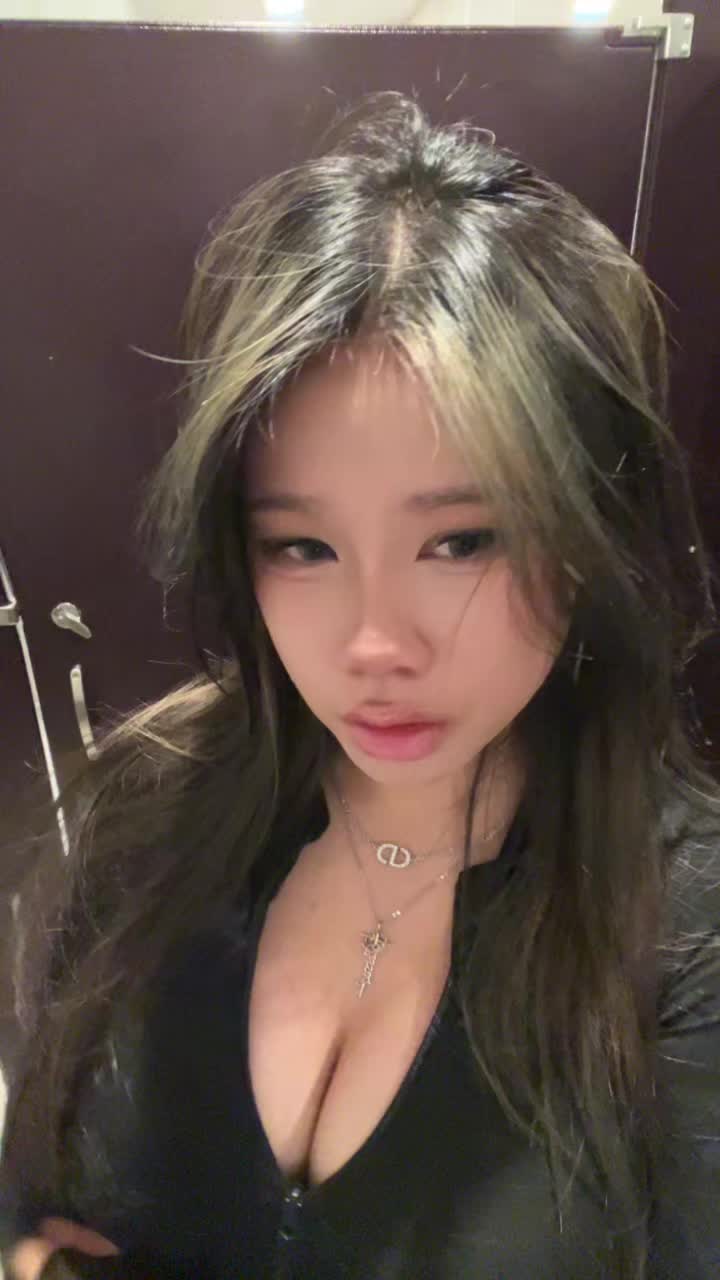 @Christina