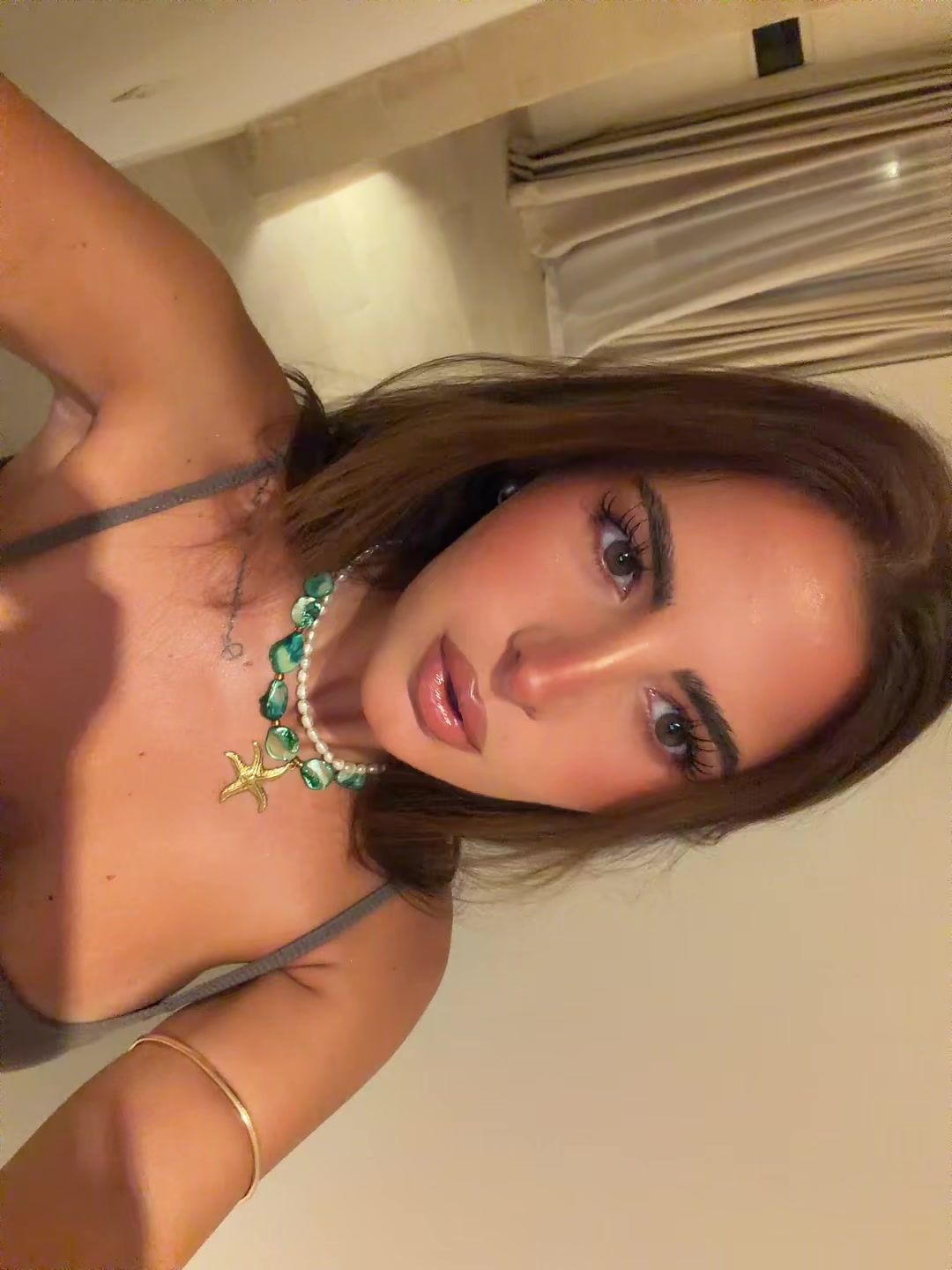 @milla4friends