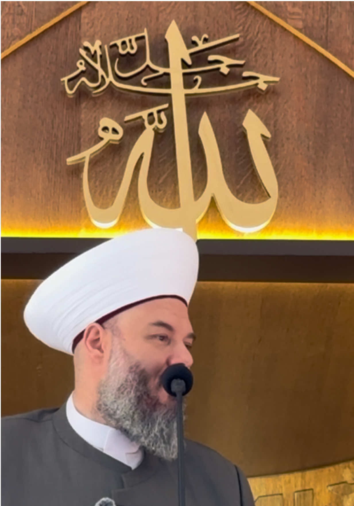 @الشيخ حسن مرعب