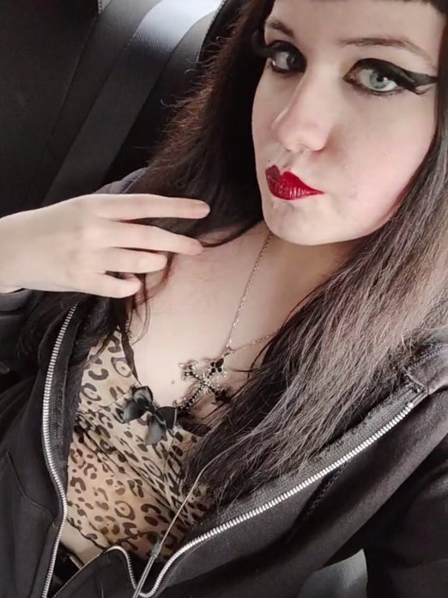 @Veronica โญ๐๐๐ช๐