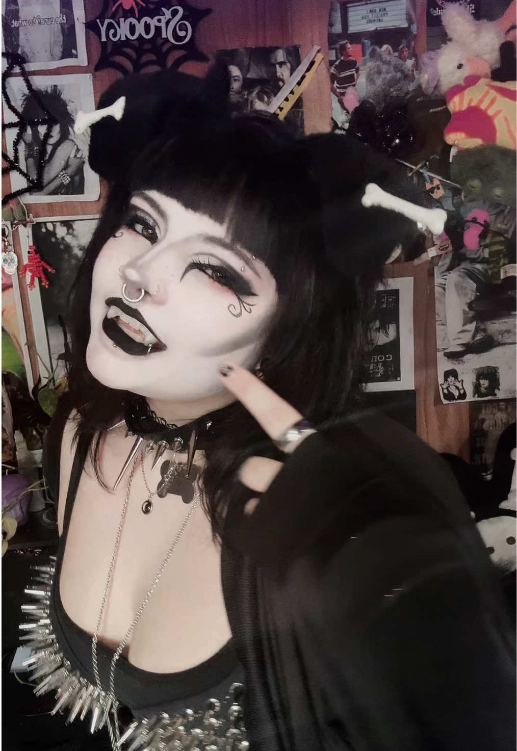 @𝐁𝐞𝐥𝐥𝐬 ;𝟑 🐾
