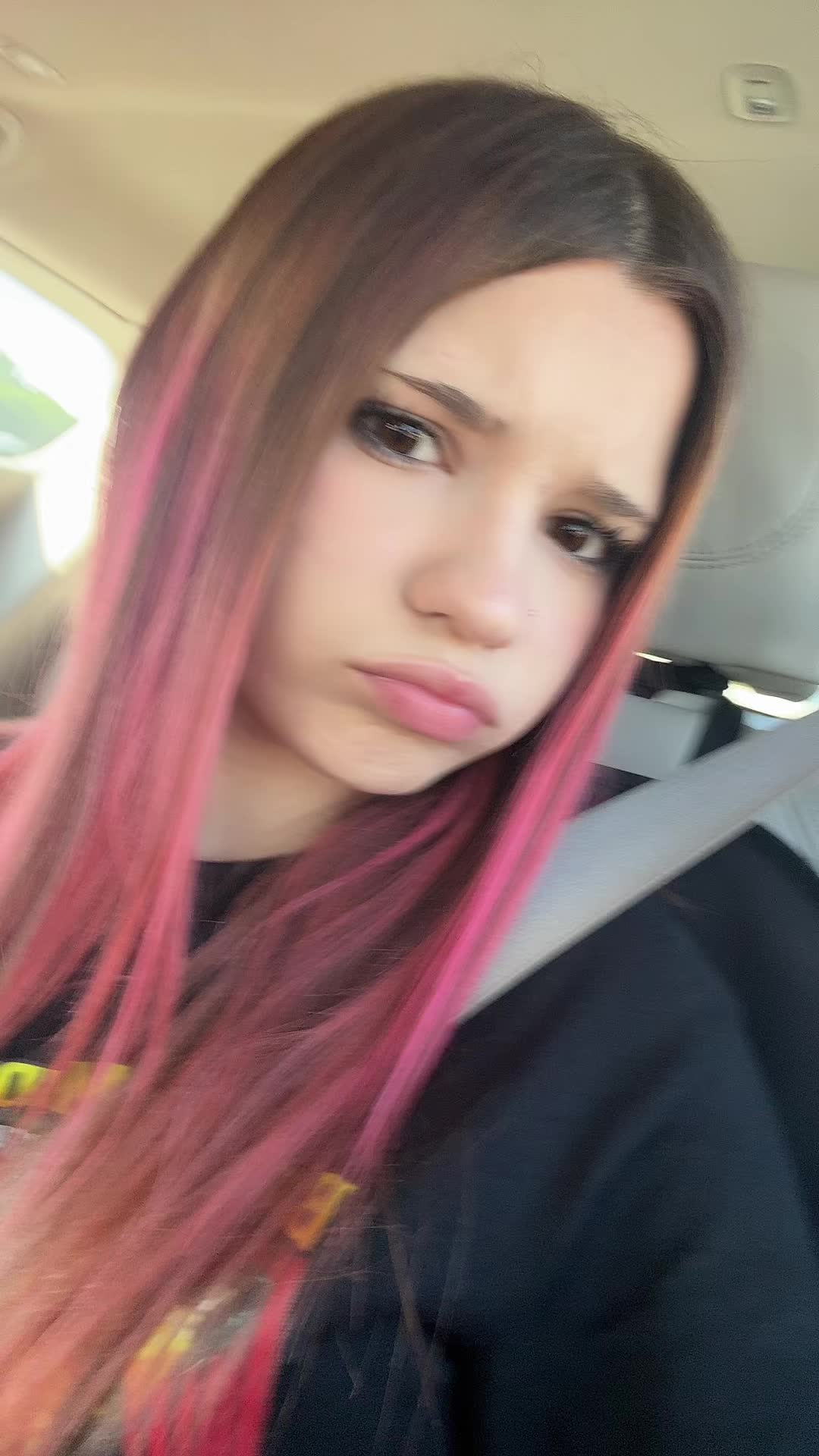 @angie🪽