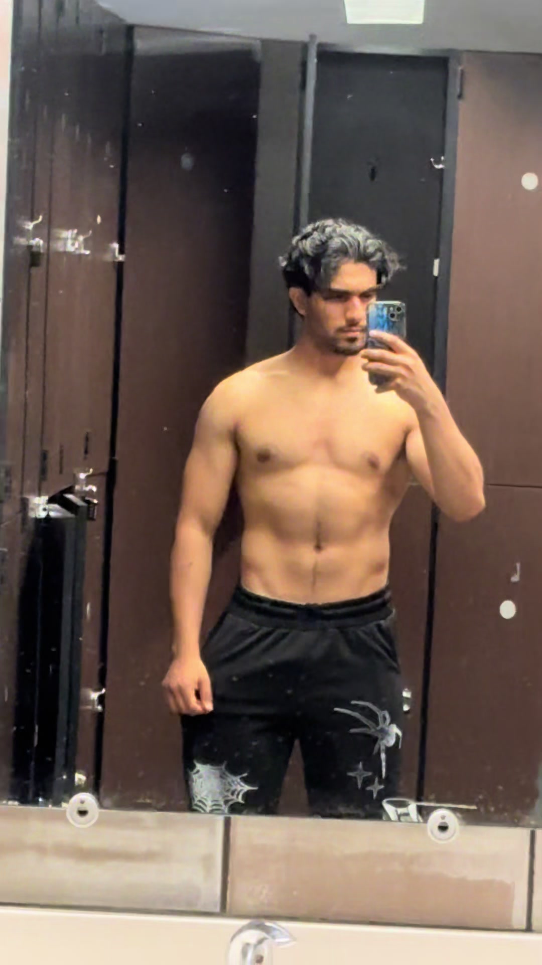 @Physique by sho
