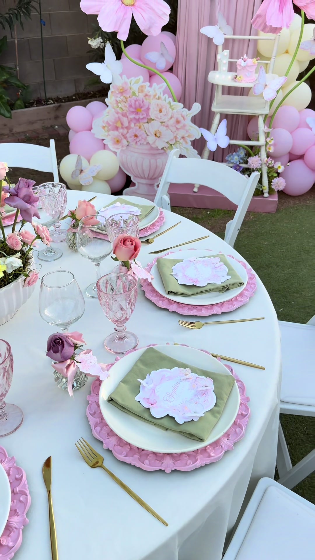 @LuisNdesign_eventsandflowers