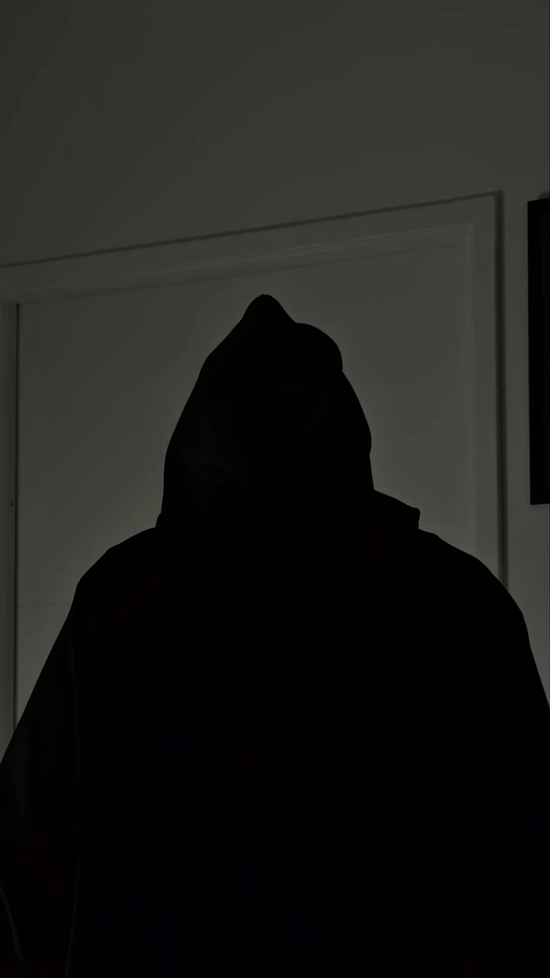 @𝐖𝐇𝐎 𝐀𝐌 𝐈 ?