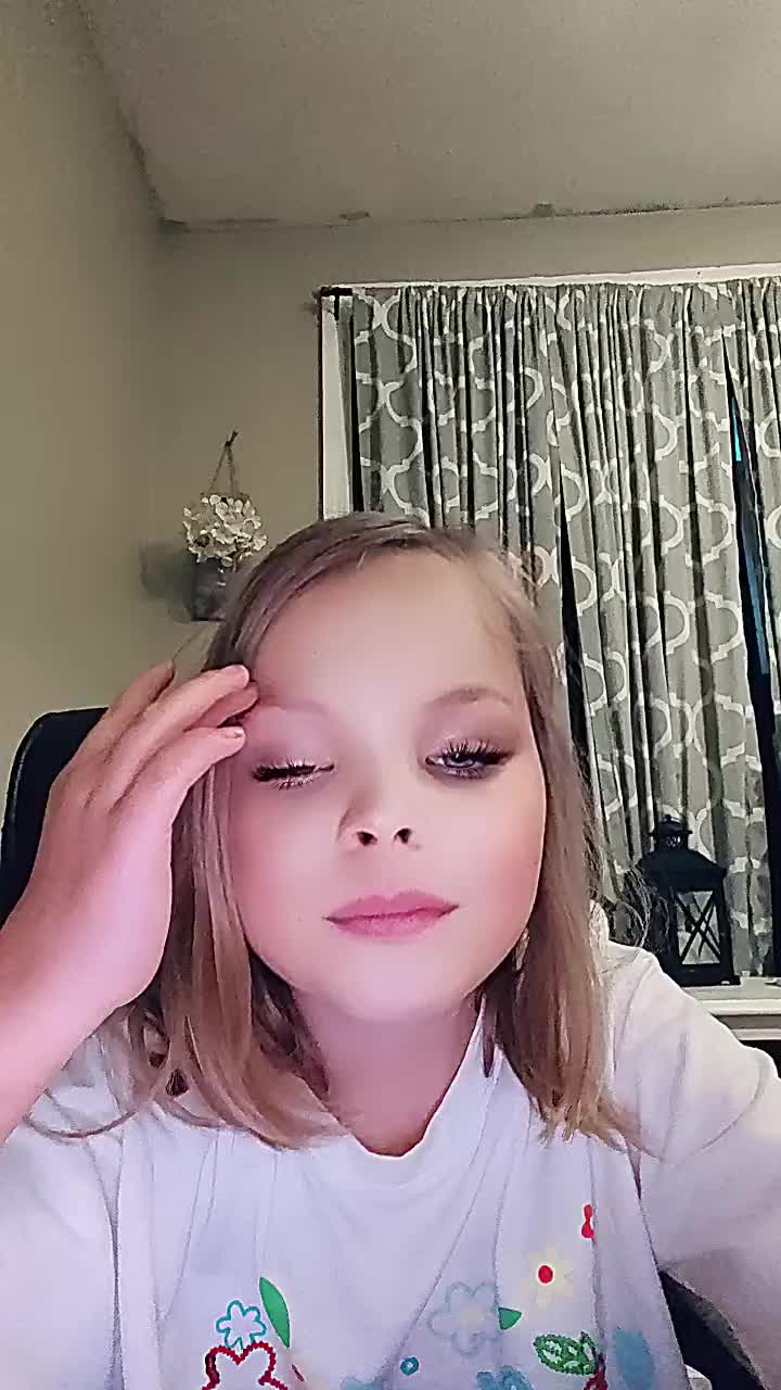 @CaseyRenee❌