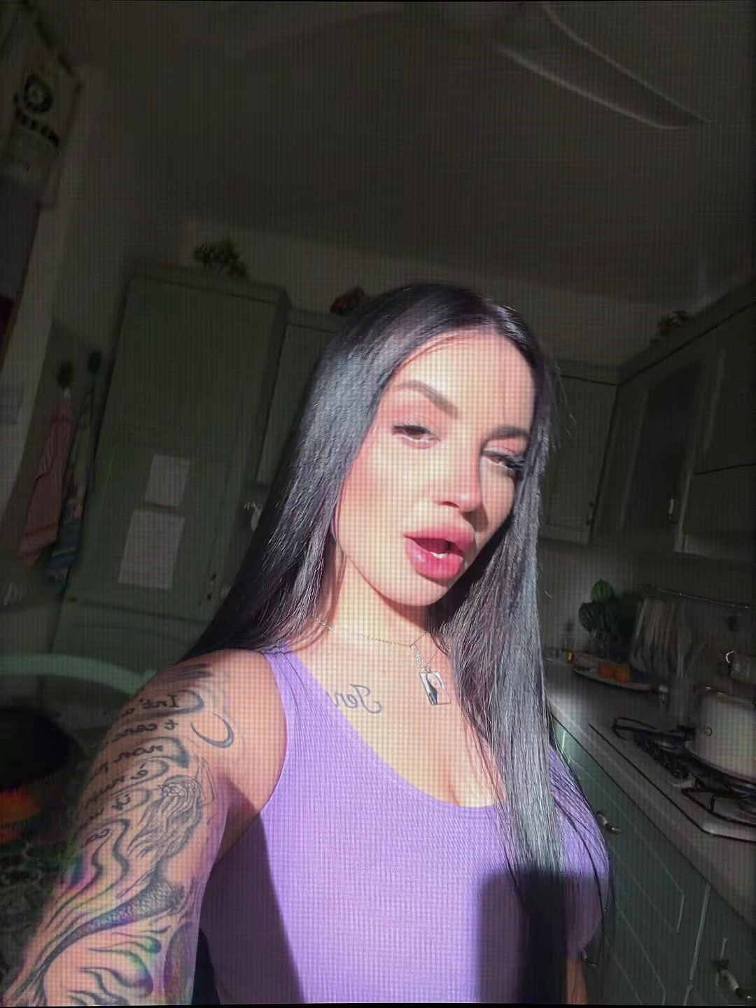 @SnowWhite🖤