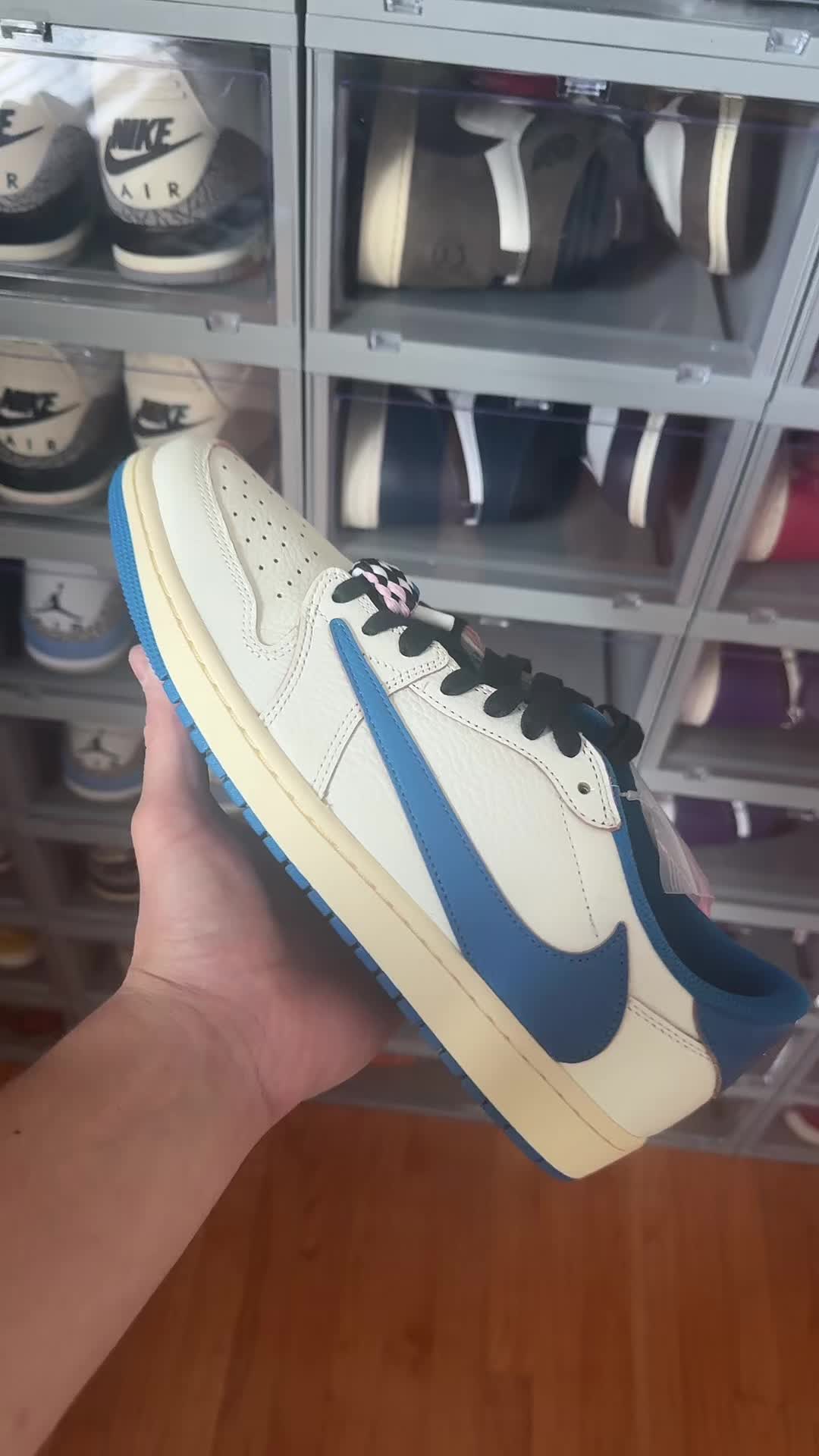 @VERIFIED SNEAKER DEALS