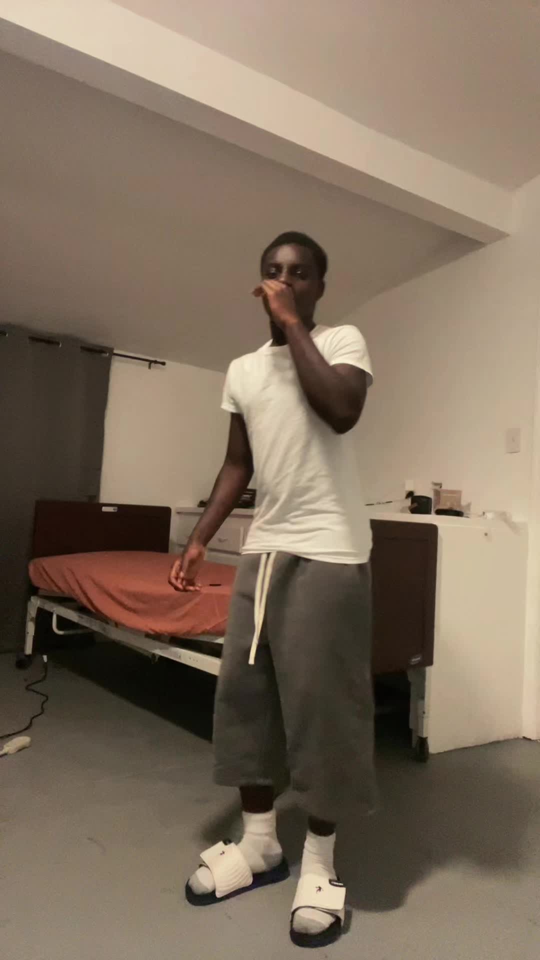 @𝐤𝐨𝐟𝐢