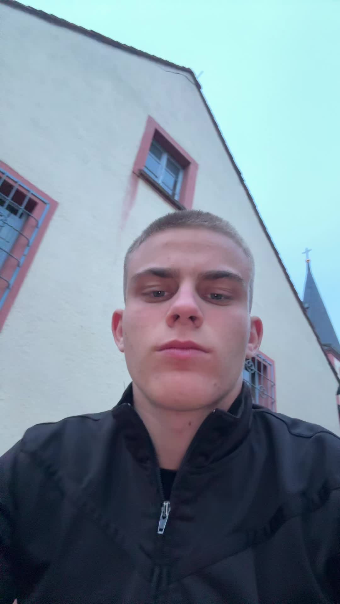 @crzzx