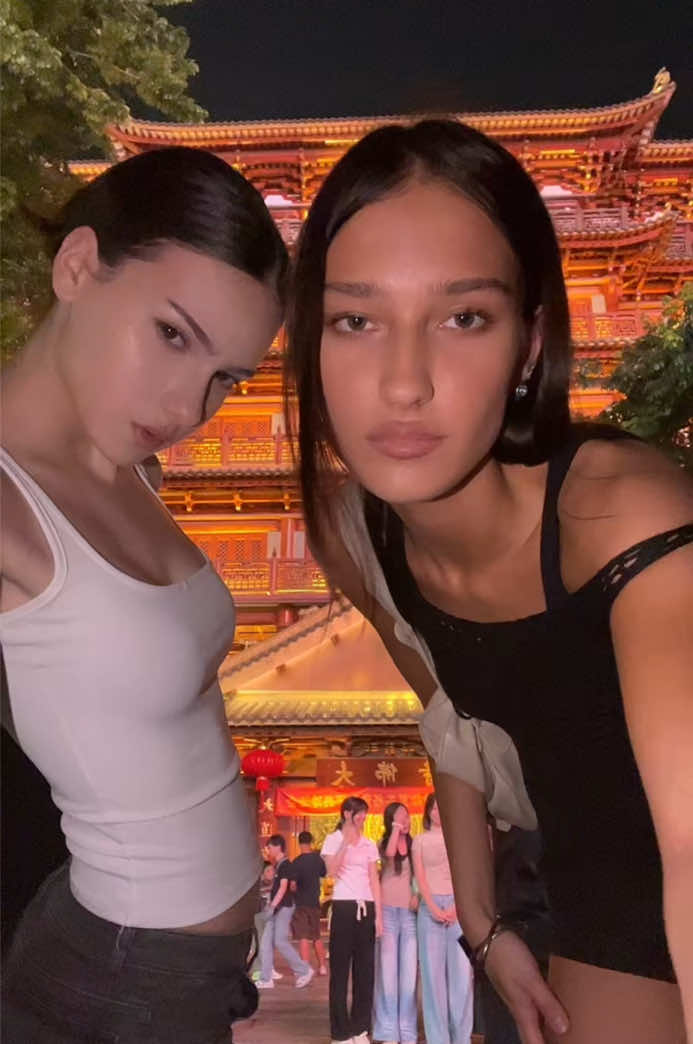 @️