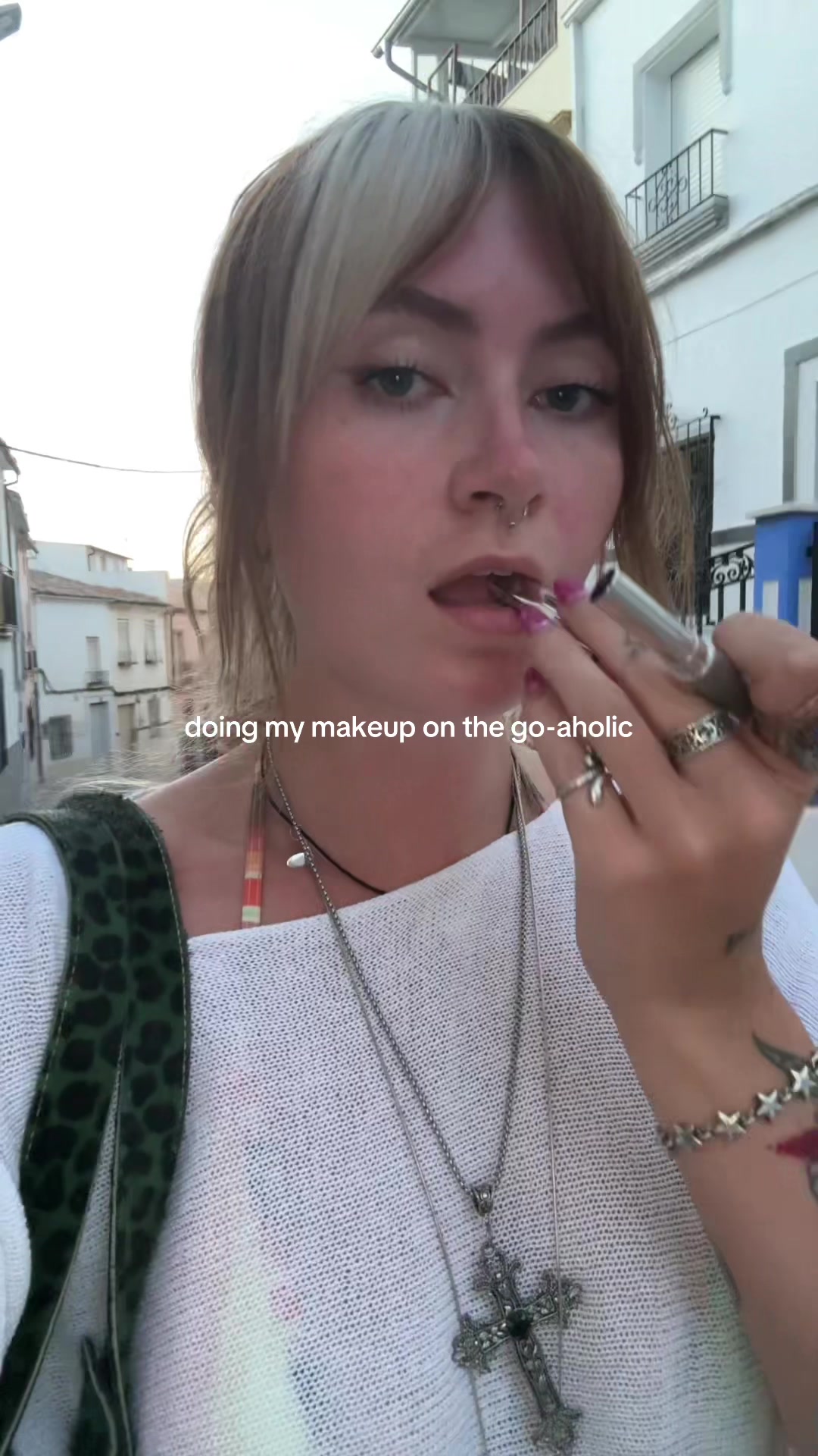 @caitlinhannahava