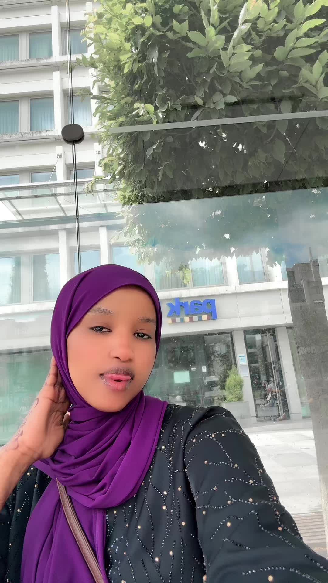 @qalanjadamadow1