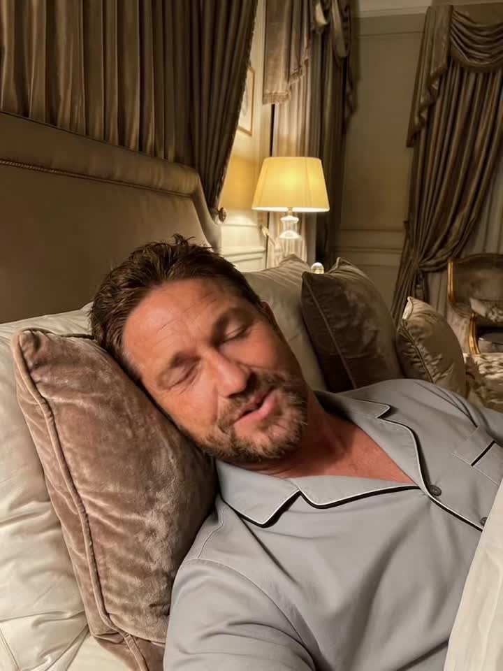 @Gerard Butler
