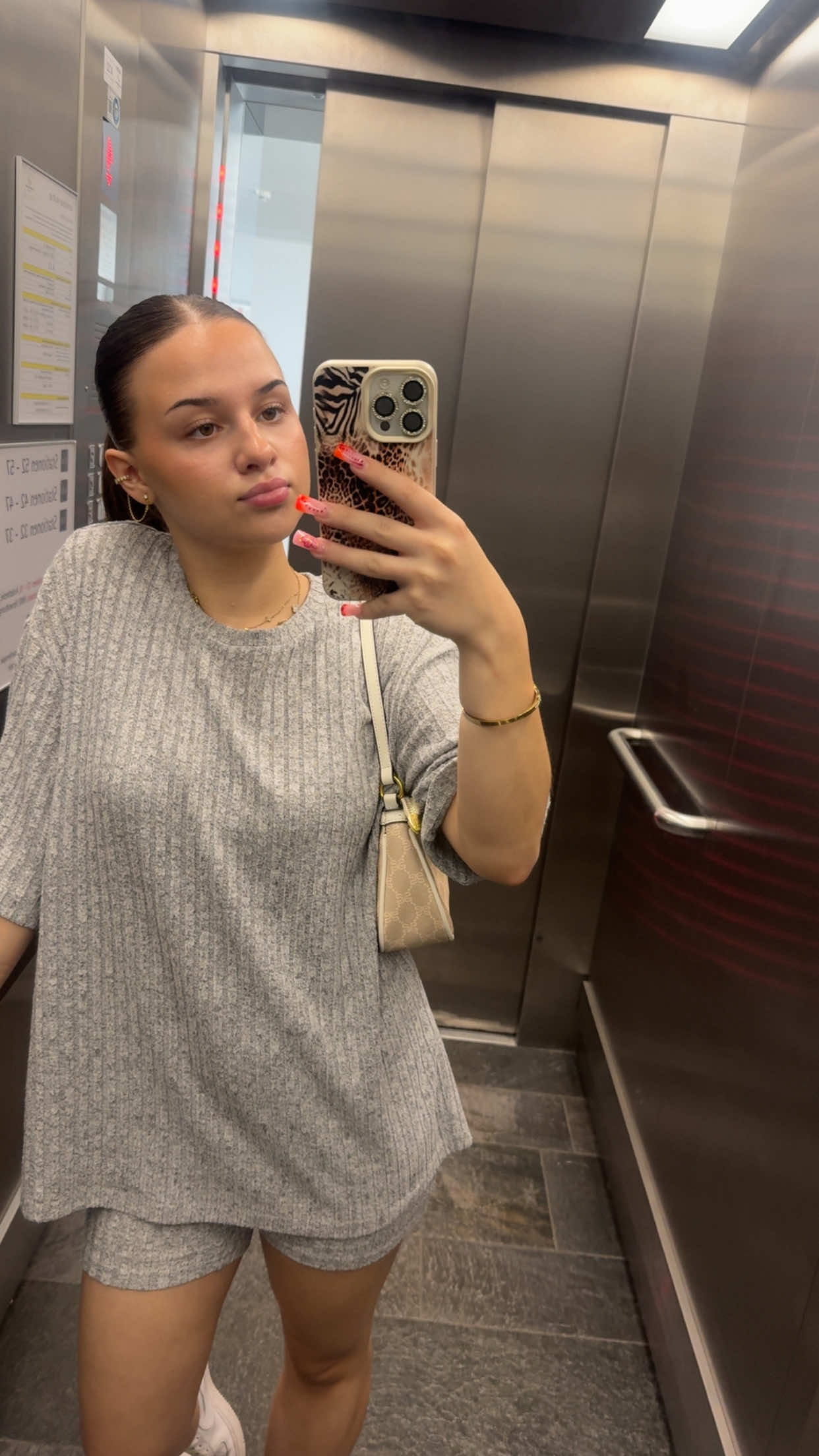 @spontiali