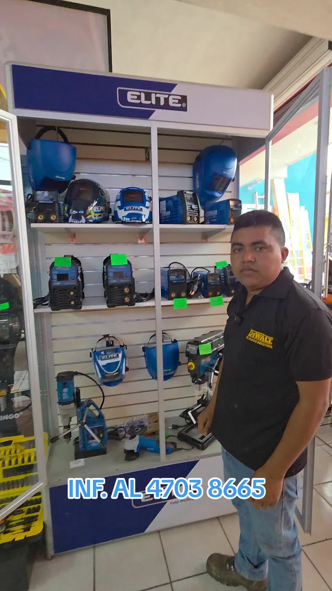 @FERRETER&Iacute;A BATEN