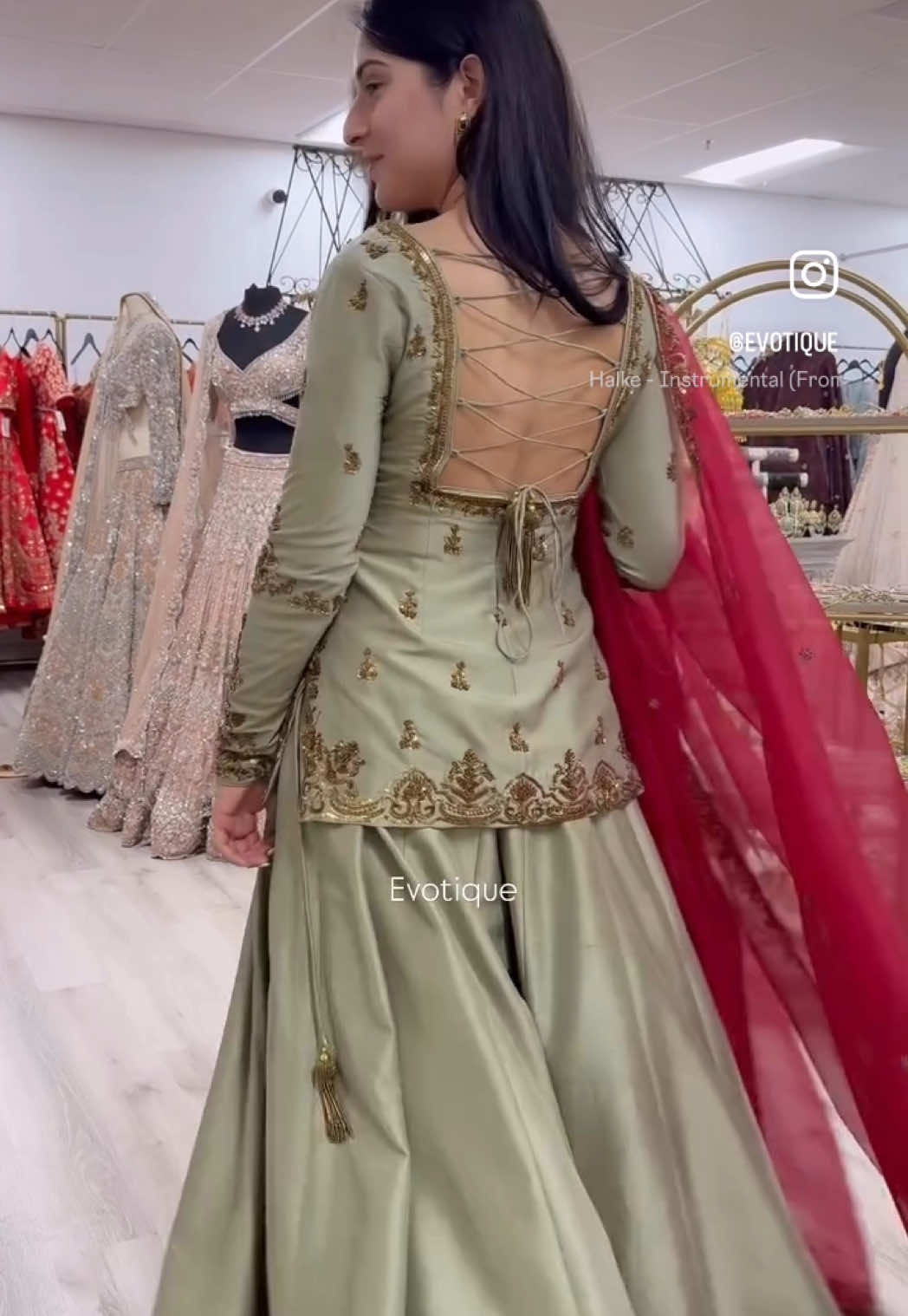 @evotique