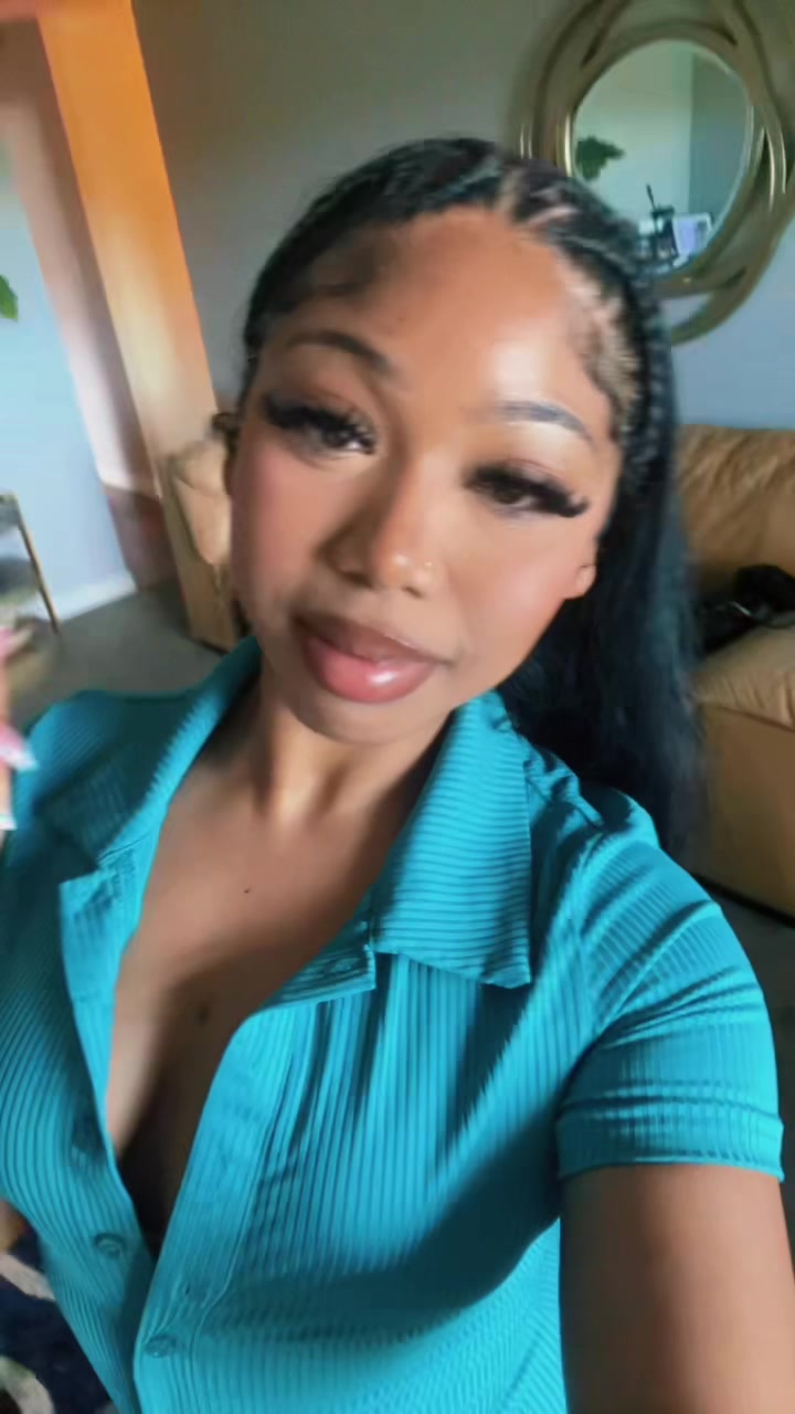 @Cali Barbie &trade;️🎀