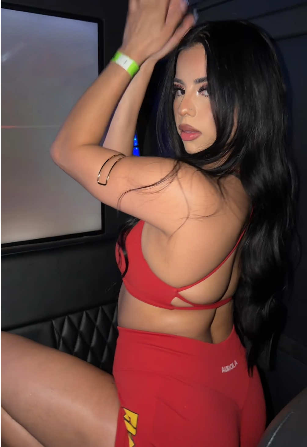 @DAAMBINAA 🍊