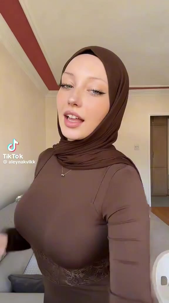 @aleyna