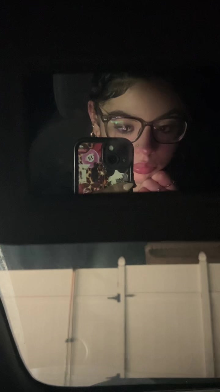 @loryafterdark