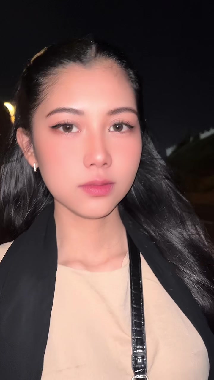 @Raaaiineee