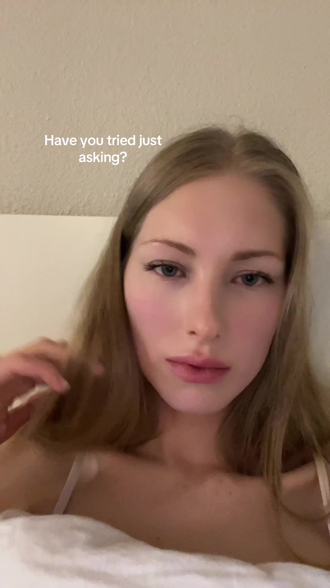 @laura