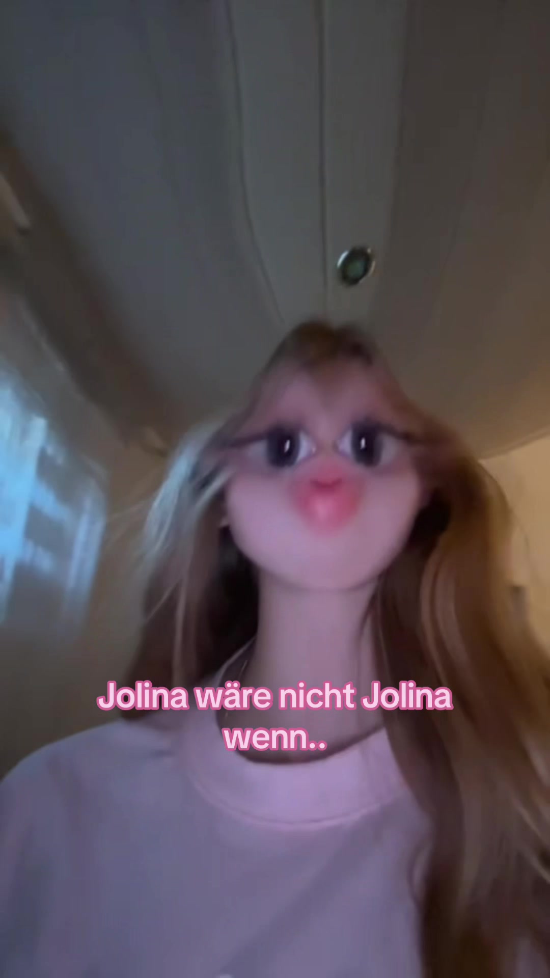 @👩🏽&zwj;❤️&zwj;💋&zwj;👩🏽