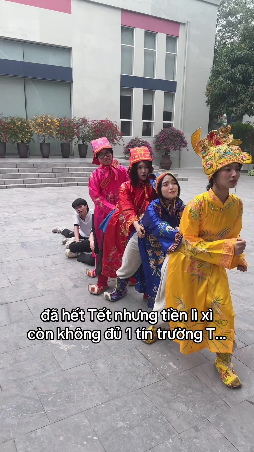 @Nam Thanh Niên