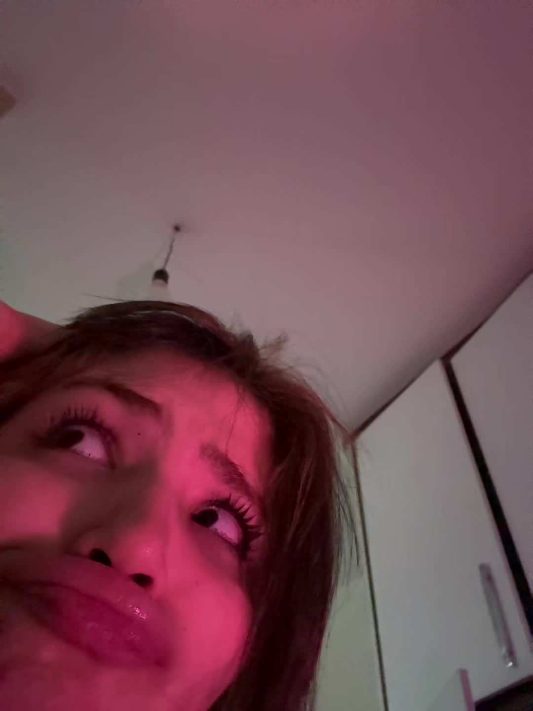 @nia