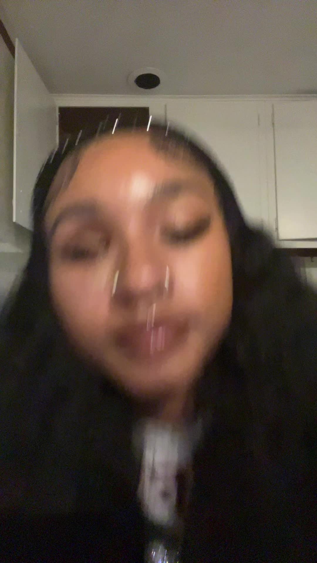 @️