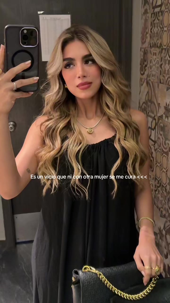 @Andreina Bravo