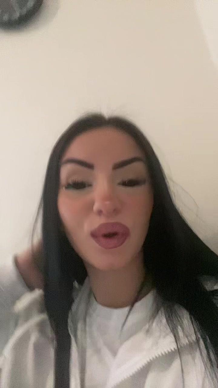 @Desireebarbagallo