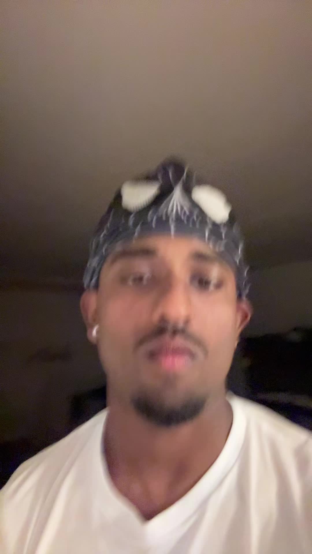 @LANKAN🇱🇰🇲🇺
