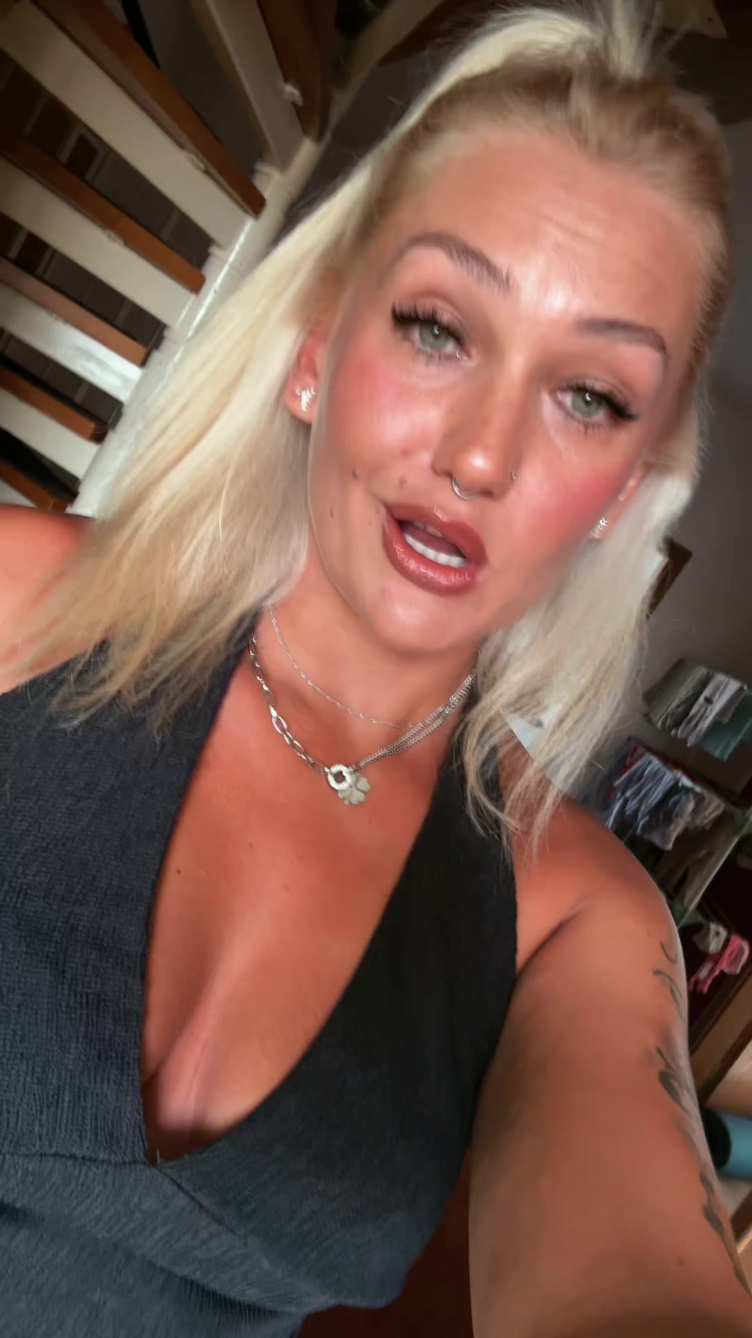 @Vika