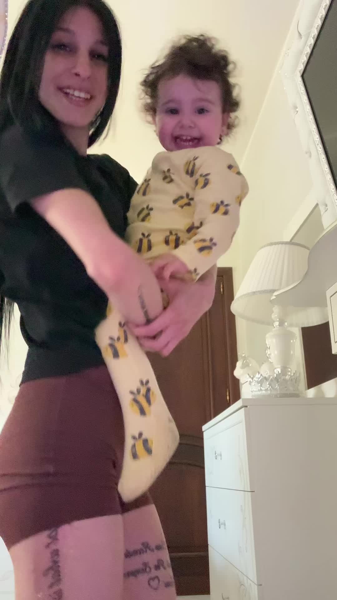 @♡__Mary__♡