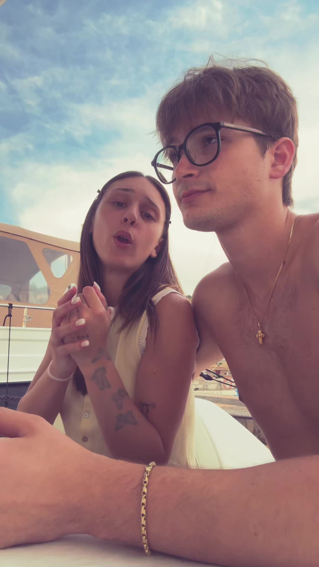 @Ina🌺🏝️🏄&zwj;♀️