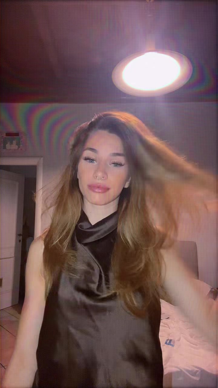 @elisastellino