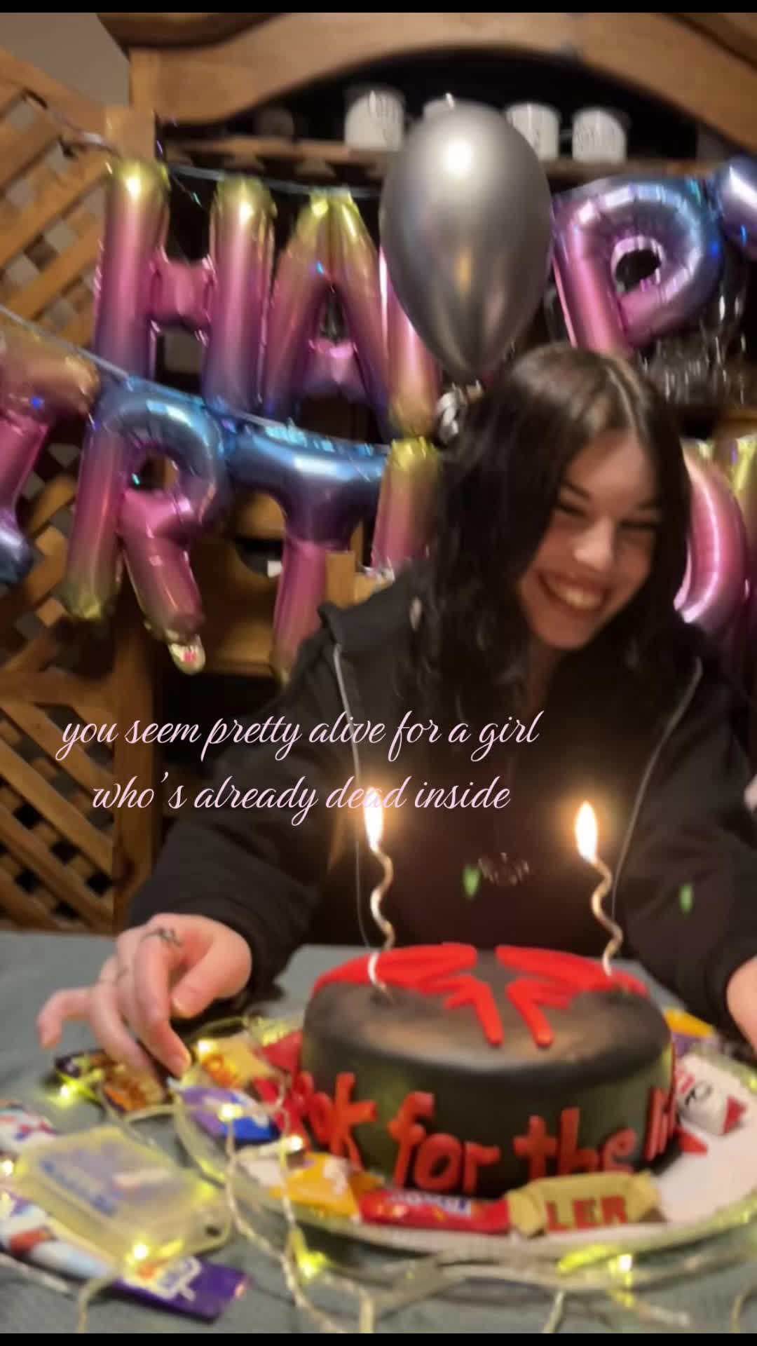 @𝒯𝒶𝓂𝒾🦝🛹🎸