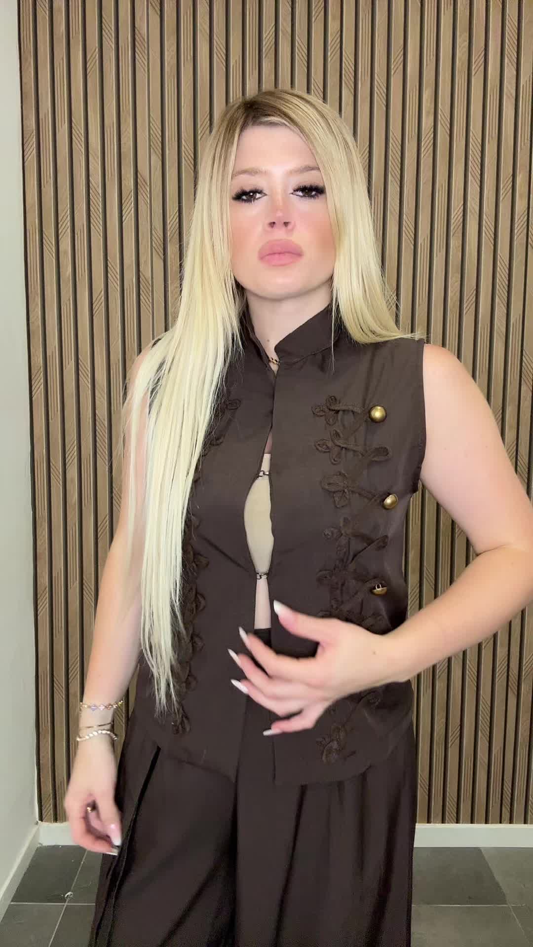 @R & C Boutique