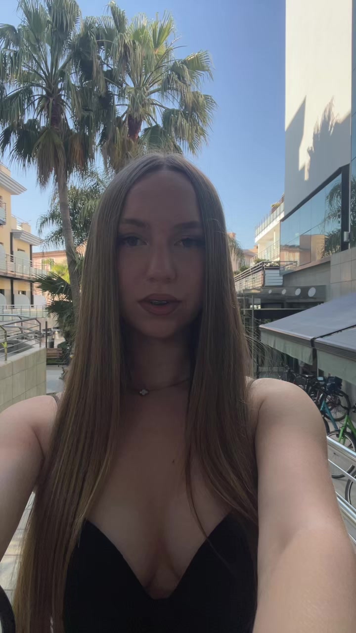 @Helena✨