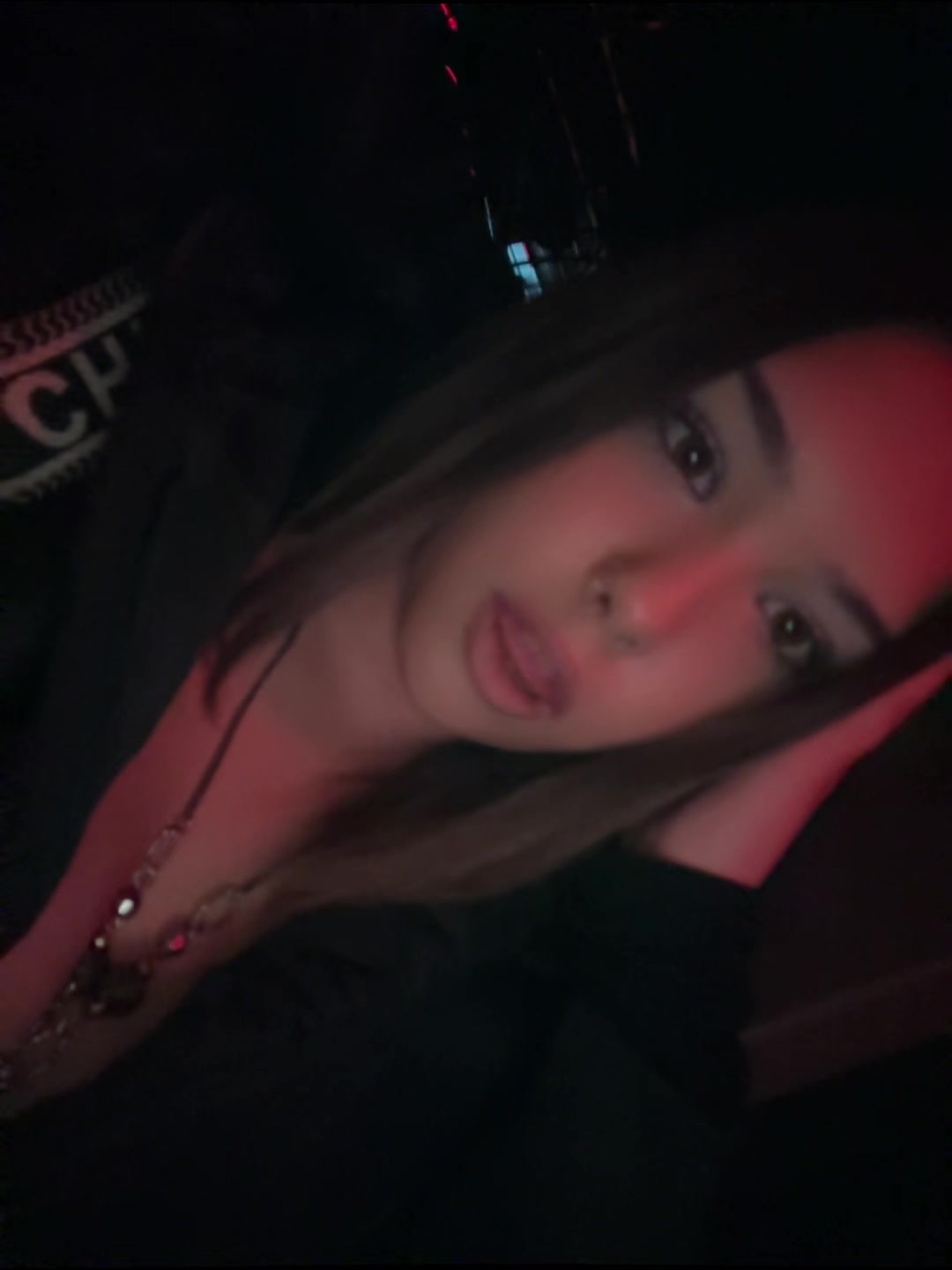 @Николь