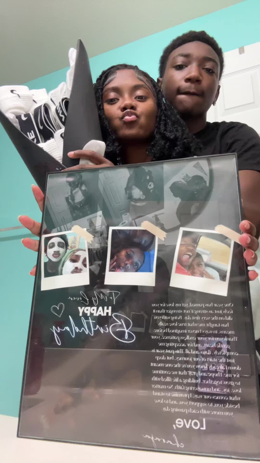 @￼