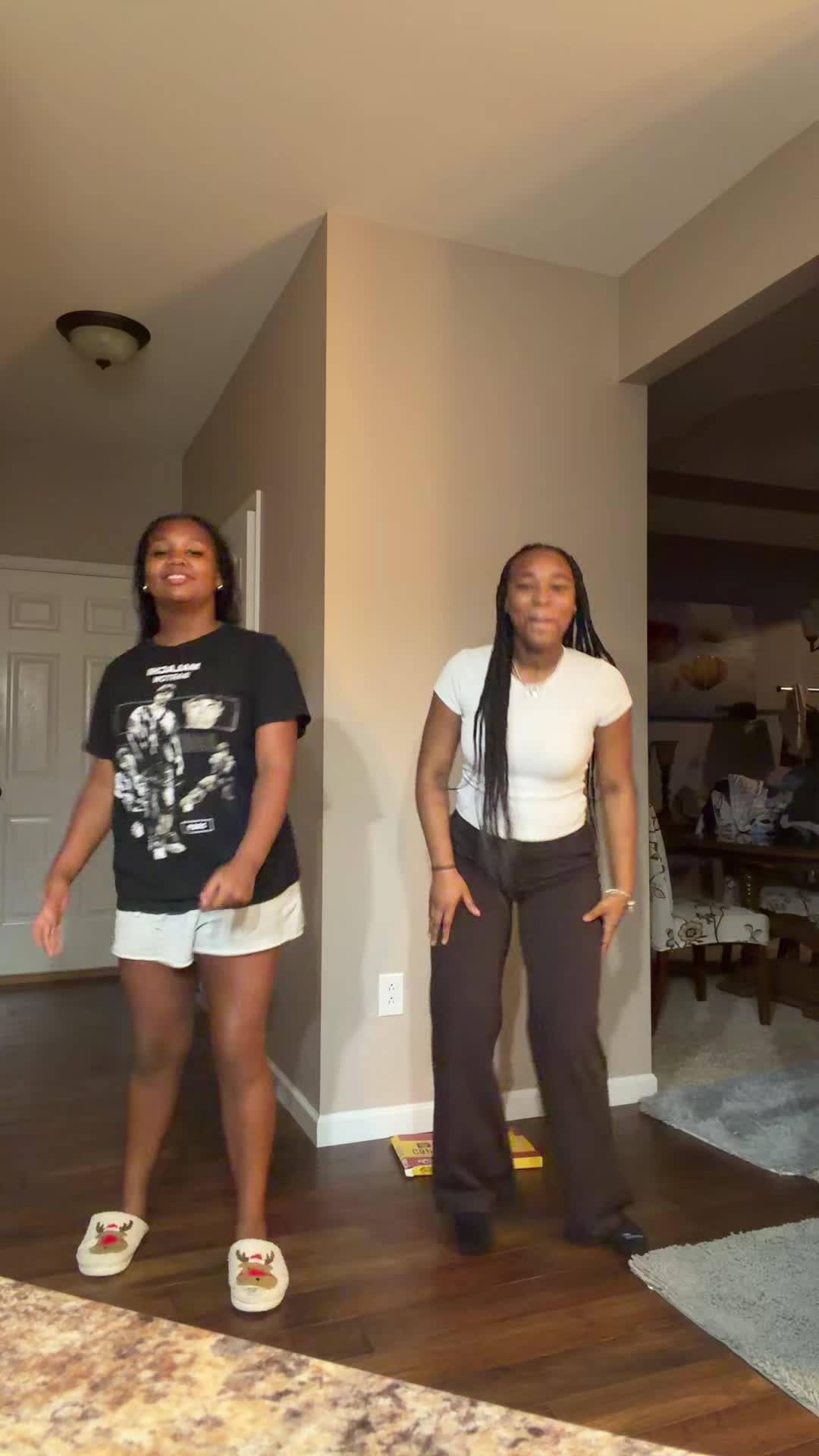 @sydneeecheleurmom
