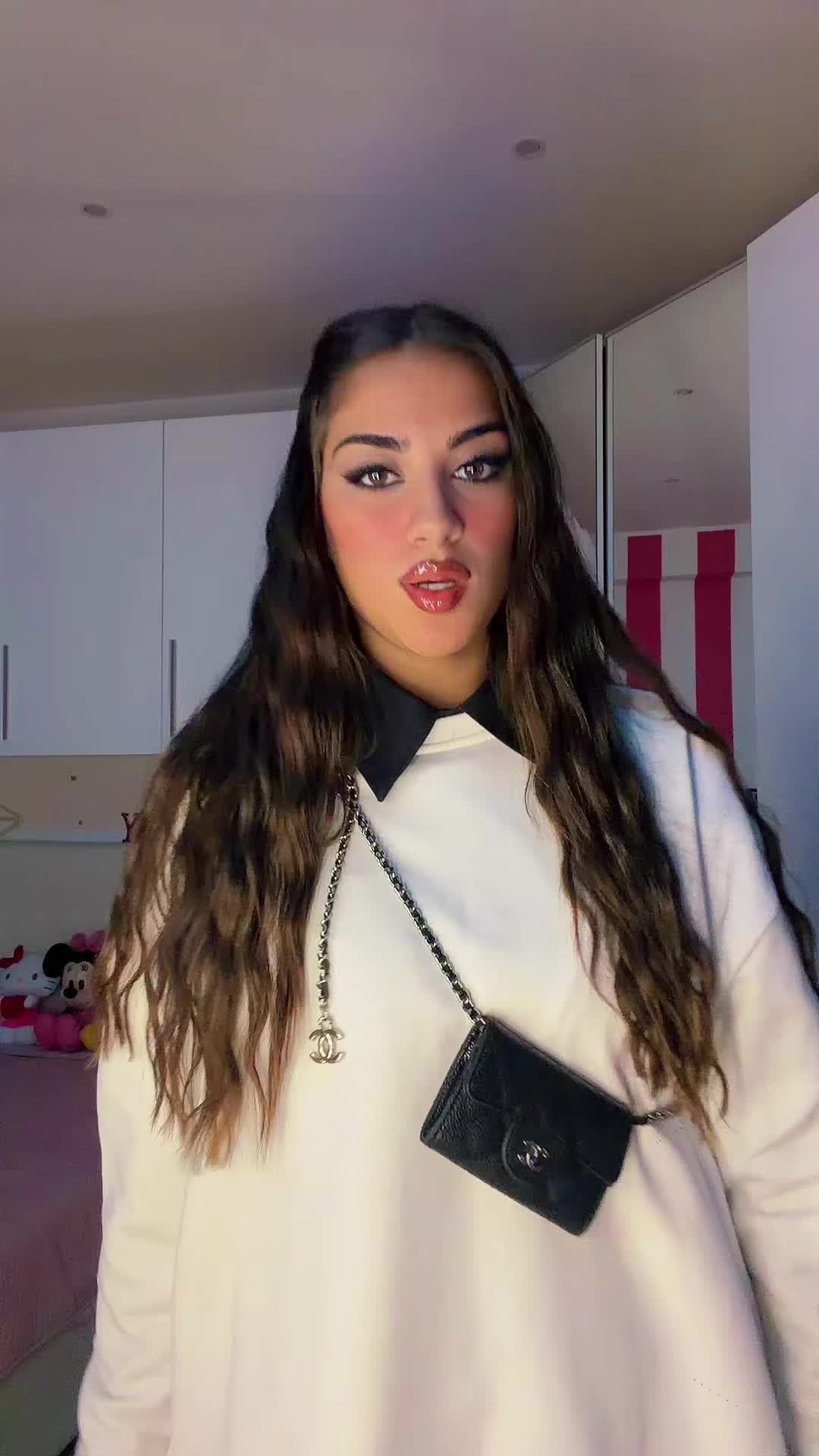 @Sabr&yacute;_Caruso