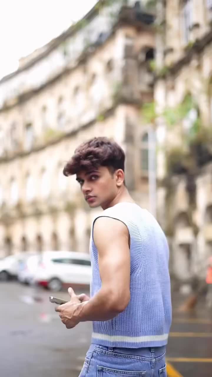@luckydancer786112