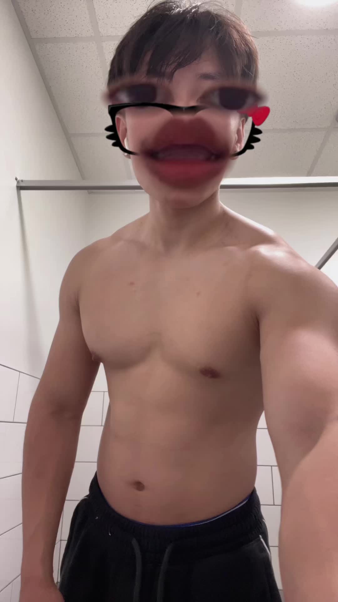 @MadOAsian