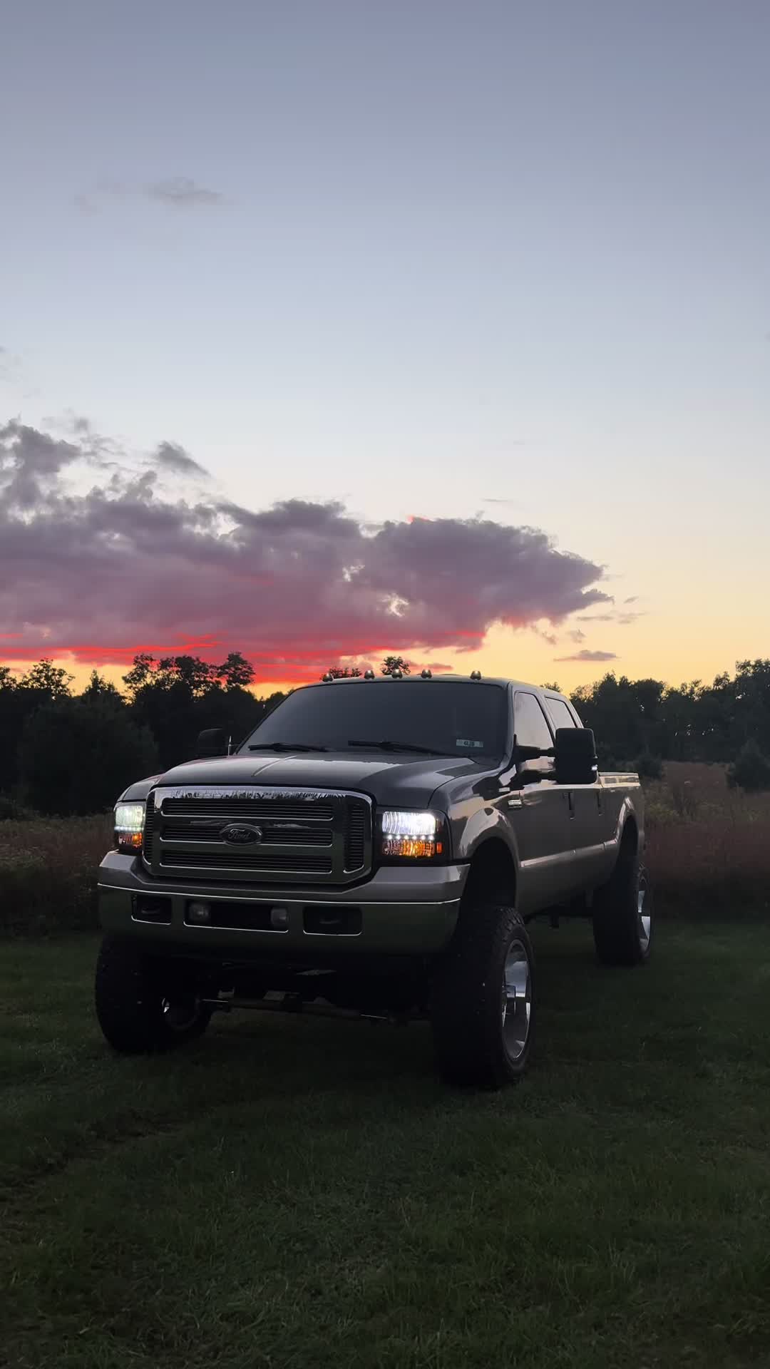 @𝒟𝒶𝓋𝑒
