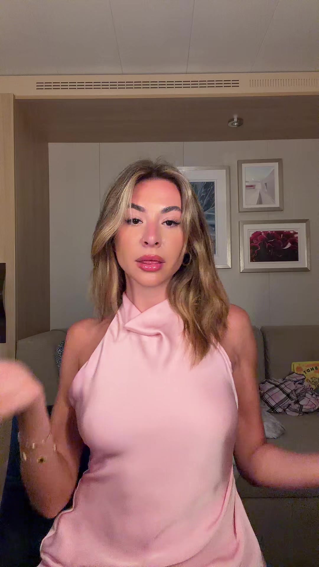 @Julia🖤
