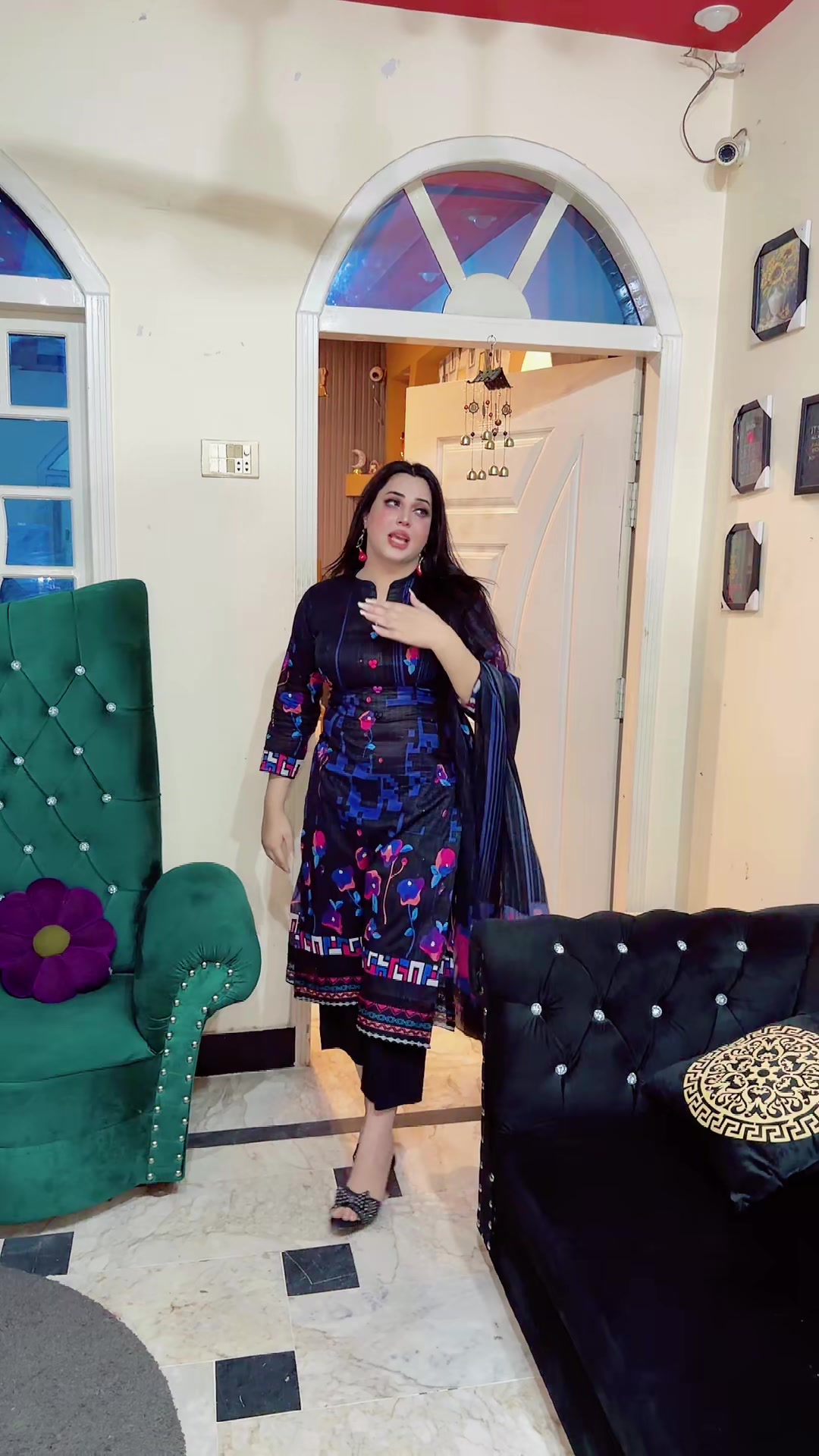 @👑cHaHaT QuEeN👑🧚🏻♀️